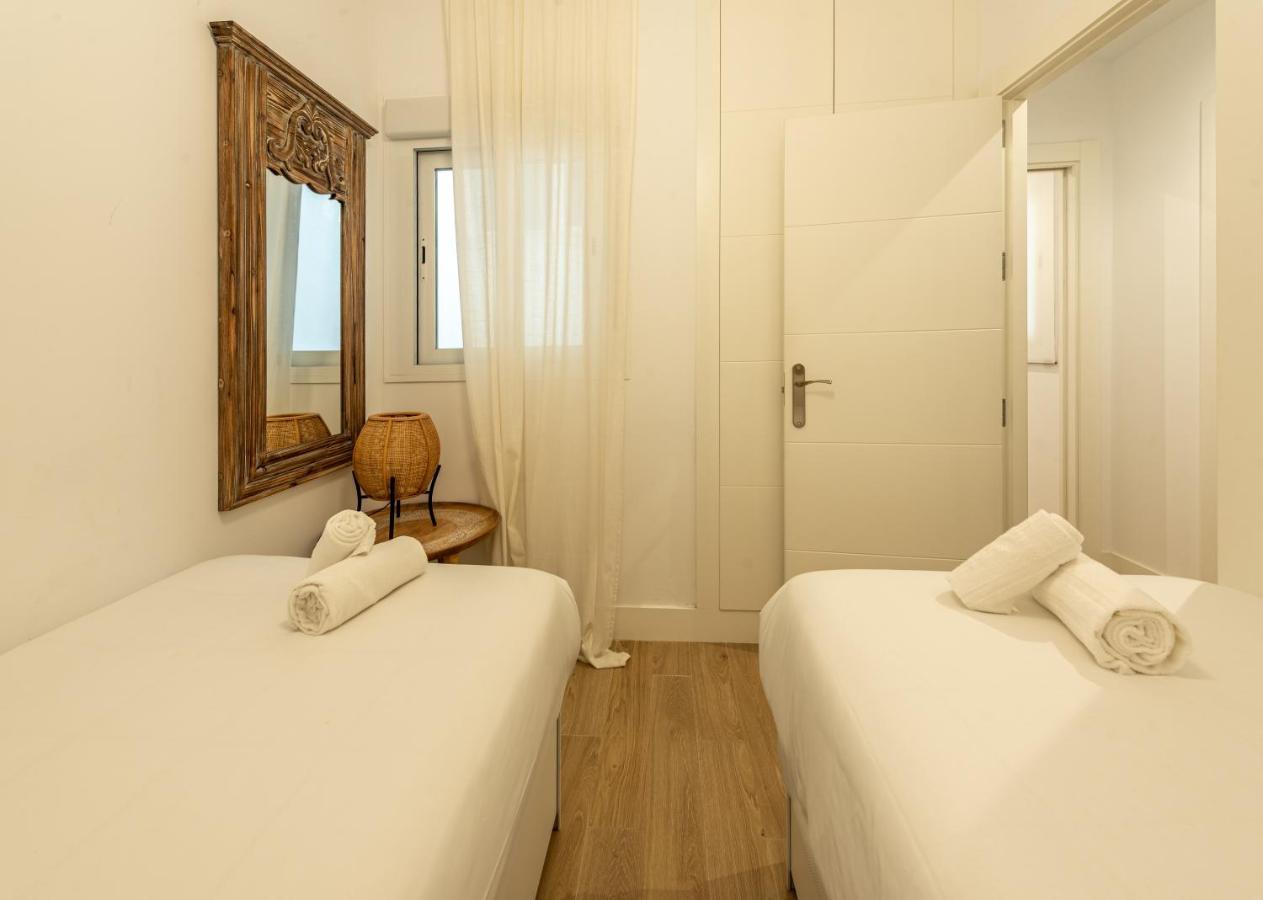 Appartement Modern With Balcony- 2bd 2bth- San Vicente